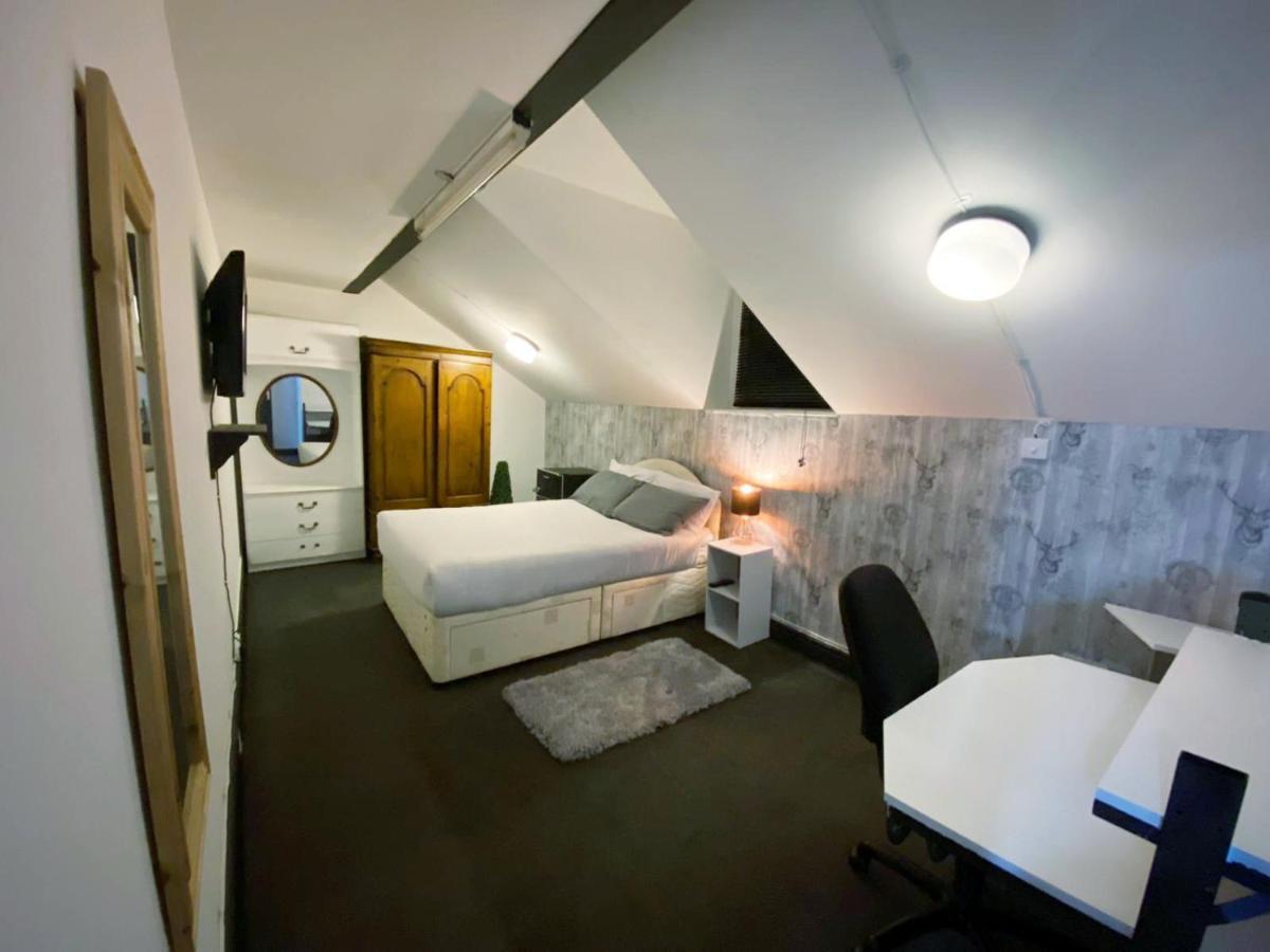Hotel Townhouse 105 Huddersfield Exterior foto