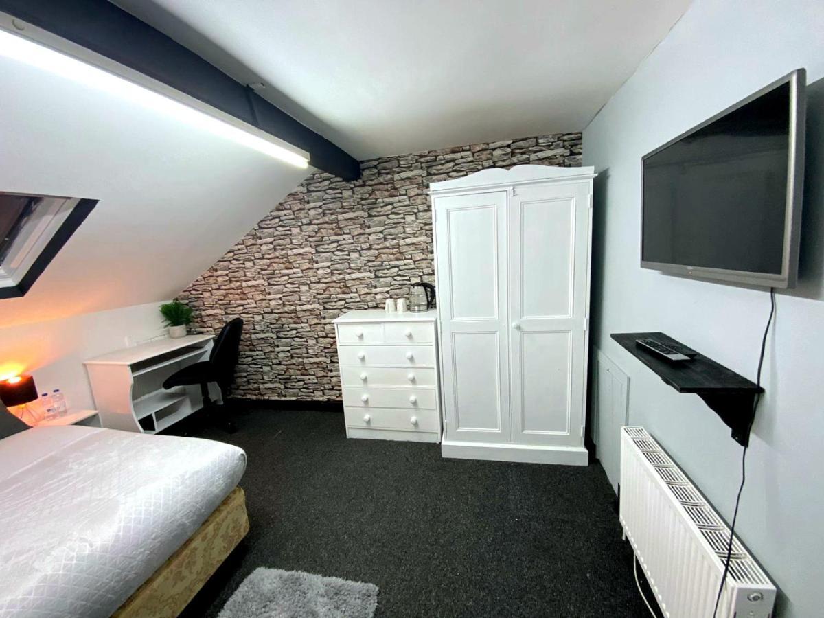 Hotel Townhouse 105 Huddersfield Exterior foto